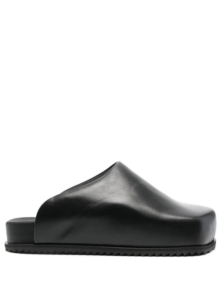 YUME YUME Truck leather slippers - Black Cover