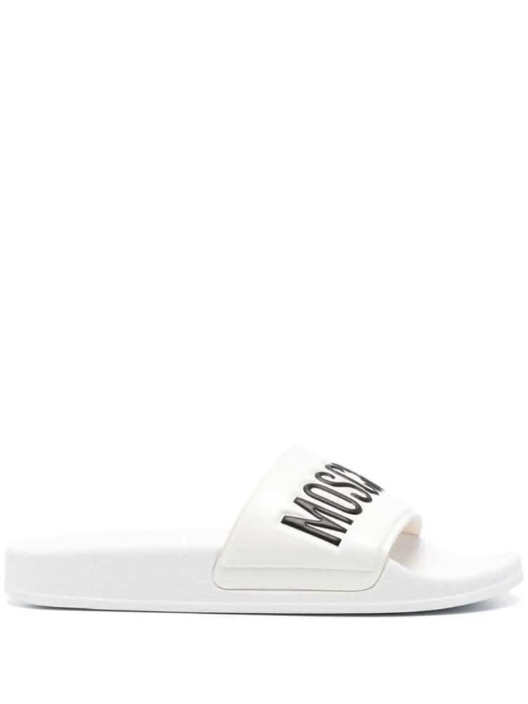 Moschino logo-embossed slides - White Cover