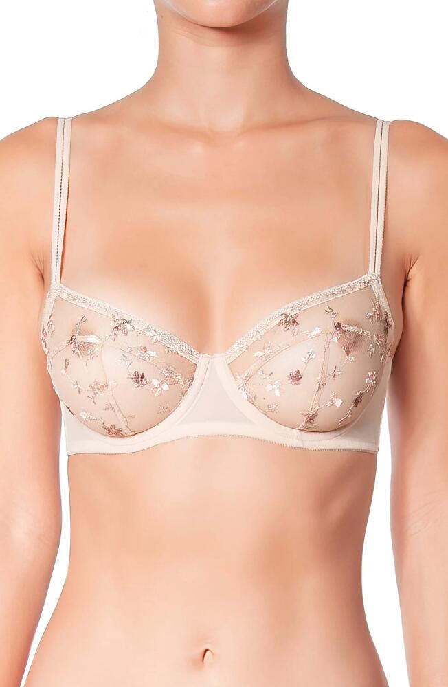 Huit Reveuse Underwire Bra in Champagne Cover