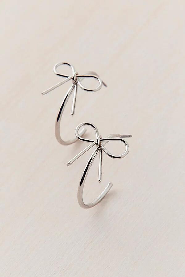 Bow Hoop Earring in Silver Cover