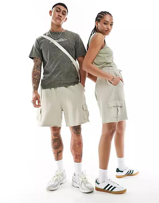 ASOS DESIGN unisex oversized cargo shorts in washed ecru-Neutral Cover