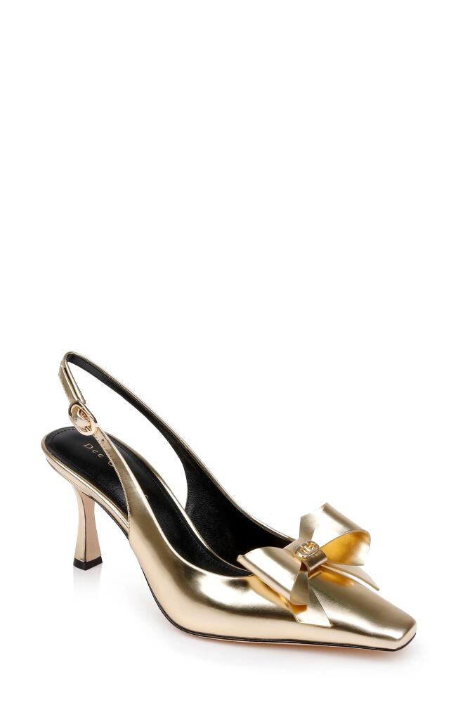 Dee Ocleppo Coronado Slingback Pump in Gold Metallic Cover