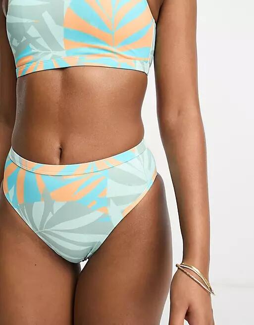 Roxy Pop Up bikini bottom in tropical print-Multi Cover