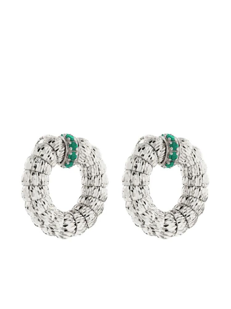 Officina Bernardi 18kt white gold Enigma emerald hoop earrings - Silver Cover