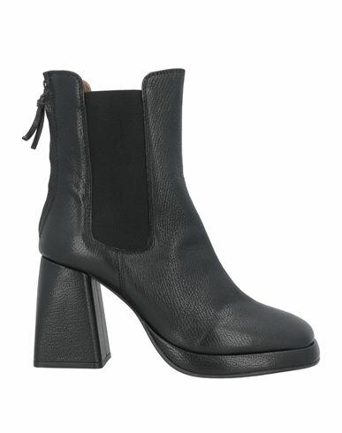 Emanuélle Vee Woman Ankle boots Black Soft Leather, Textile fibers Cover