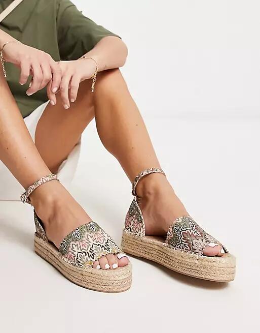 South Beach crochet flatform espadrille sandals in beige-Blue Cover