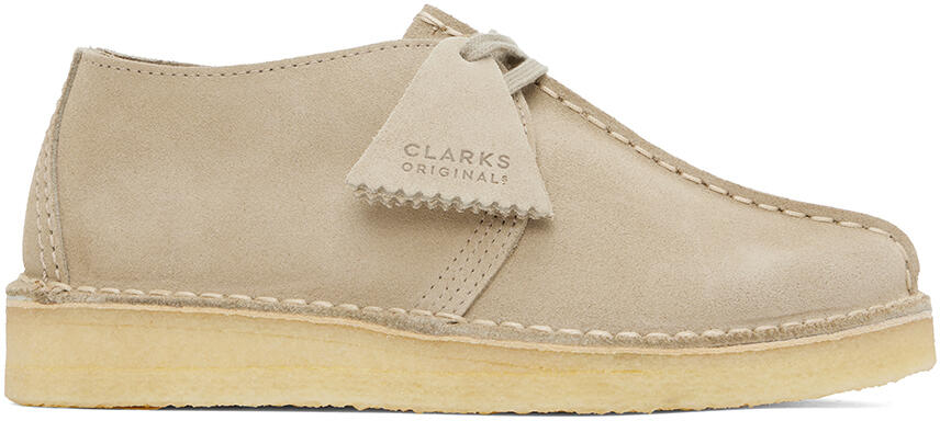 Clarks Originals Beige Desert Trek Derbys Cover