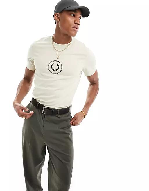 Fred Perry circle branding t-shirt in beige-Neutral Cover