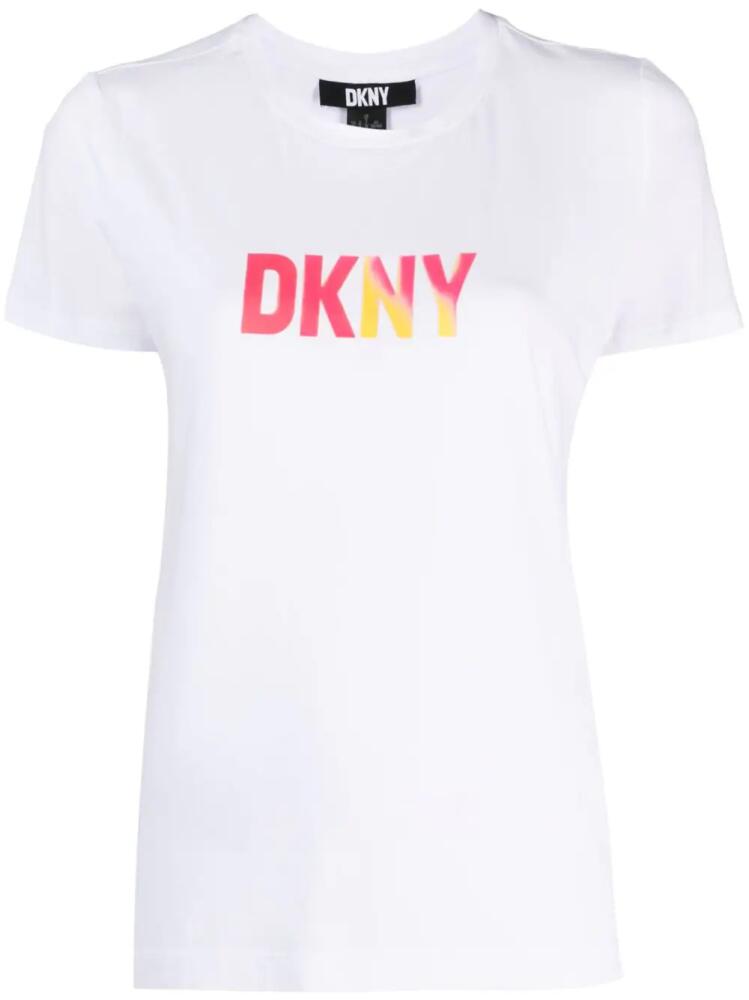 DKNY logo-print T-shirt - White Cover