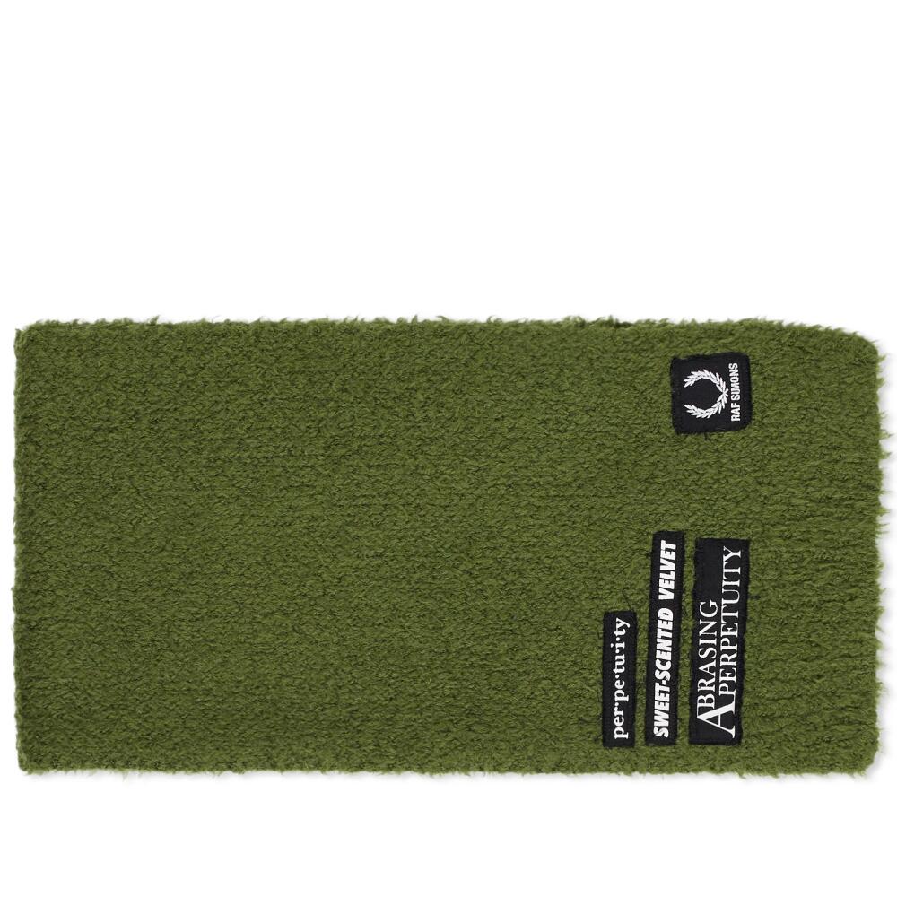 Fred Perry Men's x Raf Simons Fluffy Knit Scarf in Chive Cover