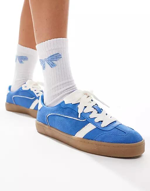 Stradivarius sneakers in blue Cover