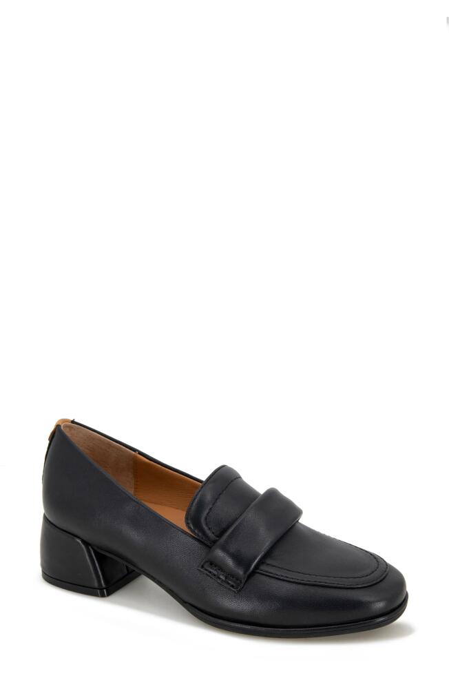 GENTLE SOULS BY KENNETH COLE Easton Loafer Pump in Black Leather Cover