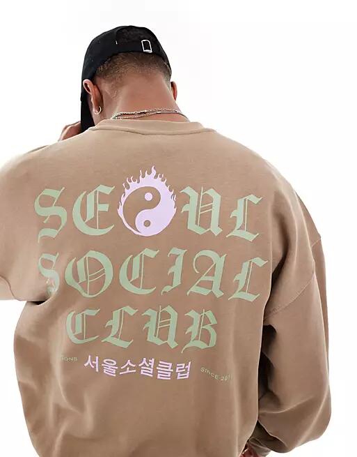 ONLY & SONS oversized sweatshirt with Seoul back print in brown Cover