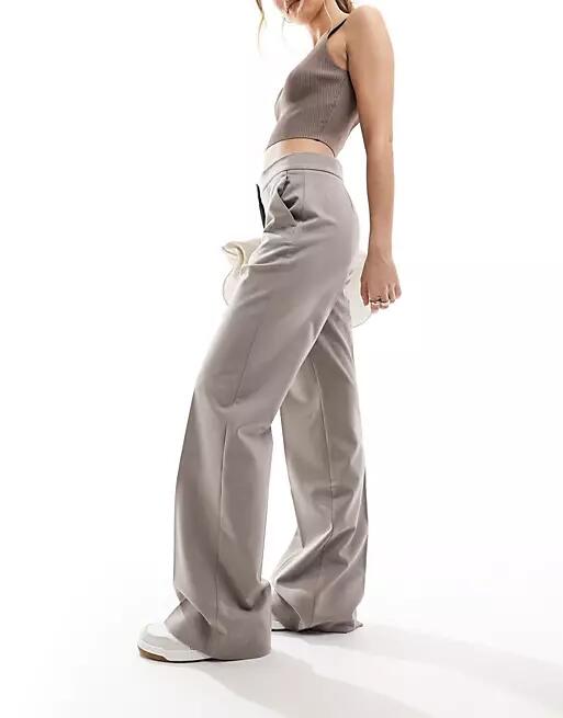 Mango zip detail wide leg pants in brown Cover