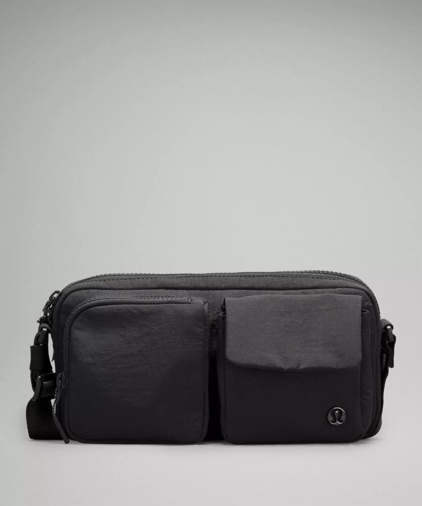 lululemon - Multi-Pocket Crossbody Bag 2.5L - Black/Neutral Cover