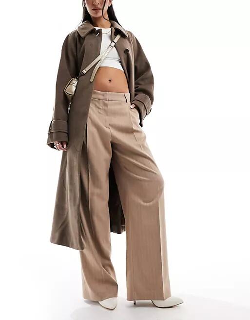 Mango light herringbone wide leg pants in brown Cover