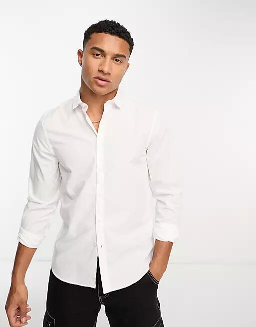 New Look long sleeve poplin shirt in white Cover