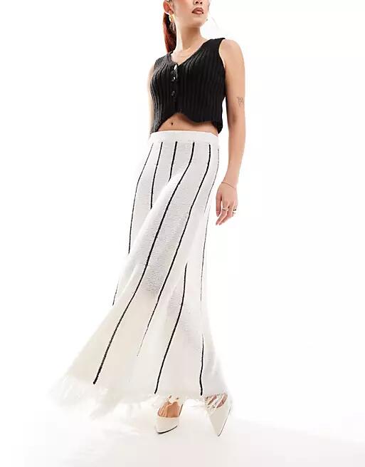 4th & Reckless knitted fringe hem maxi skirt in cream stripe-White Cover