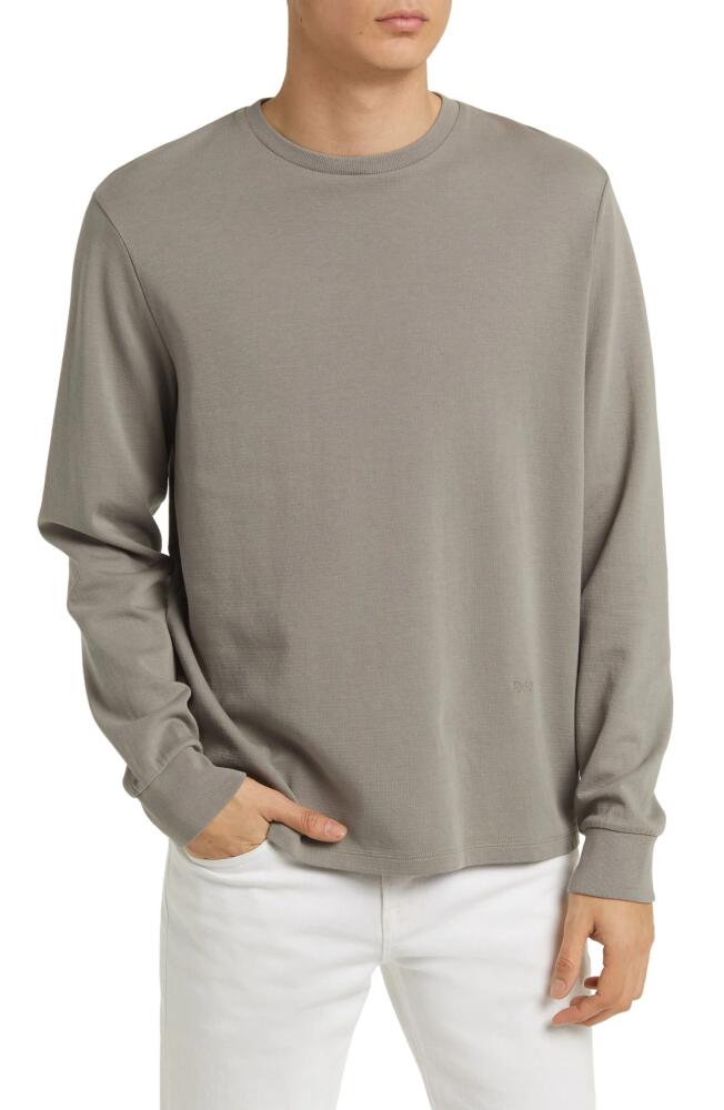 FRAME Duo Fold Long Sleeve Cotton T-Shirt in Heather Grey Cover