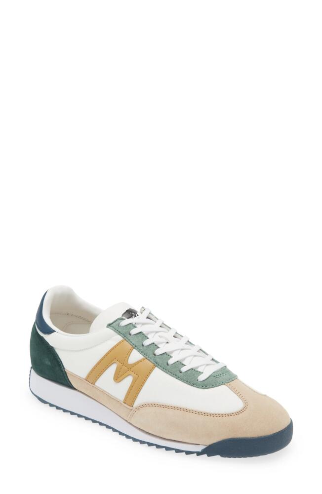 Karhu Gender Inclusive Mestari Sneaker in Dark Forest /Curry Cover