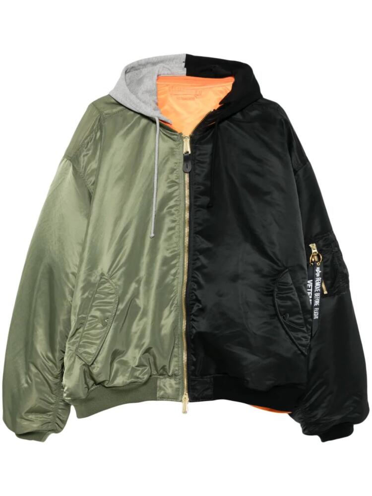 VETEMENTS x Alpha Industries Split bomber jacket - Green Cover