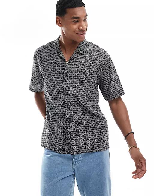 Threadbare short sleeve printed camp collar shirt in black Cover