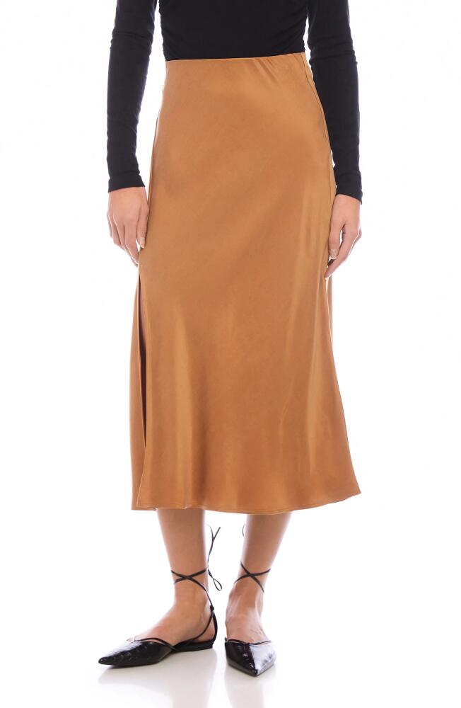 FIFTEEN TWENTY Brielle Slit Hem Midi Skirt in Camel Cover