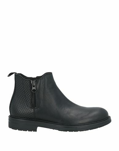 Giovanni Conti Man Ankle boots Black Leather Cover