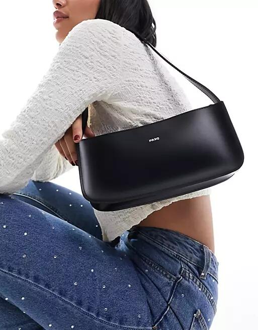 PASQ clean baguette shoulder bag in black Cover