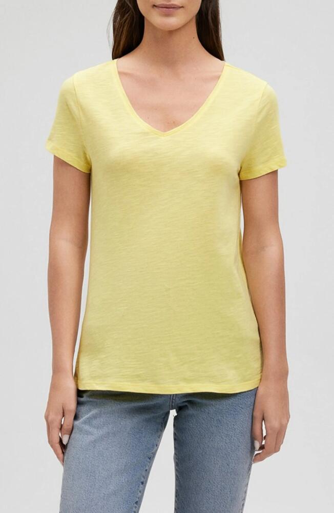 Mavi Jeans Basic V-Neck T-Shirt in Lemon Drop Cover