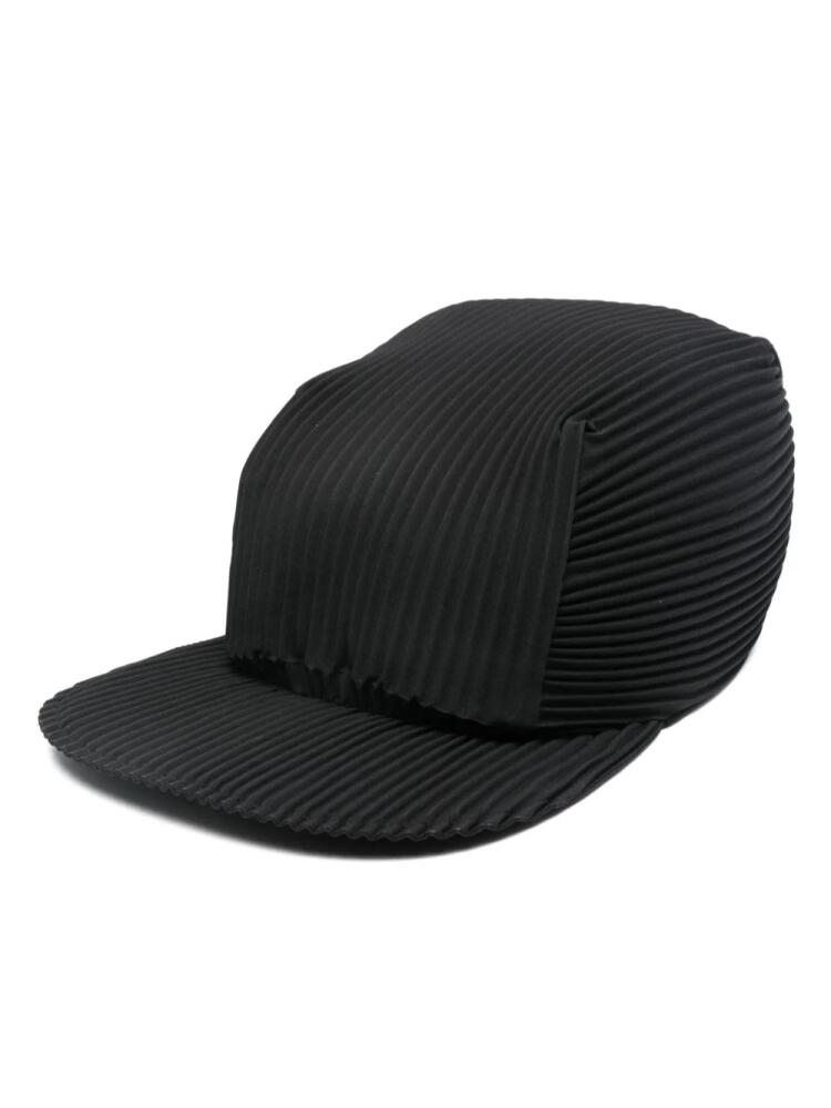 Homme Plissé Issey Miyake pleated cap - Black Cover