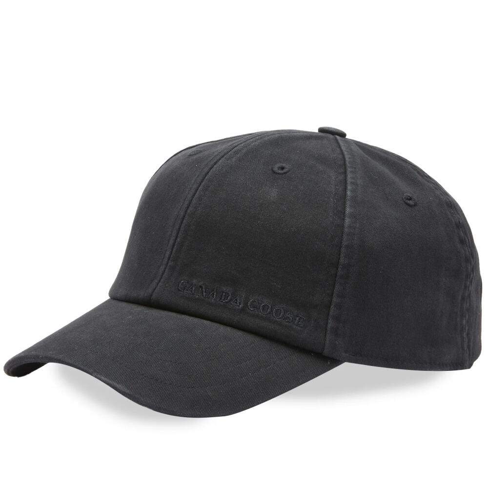 Canada Goose Women's Weekend Cap in Black Cover