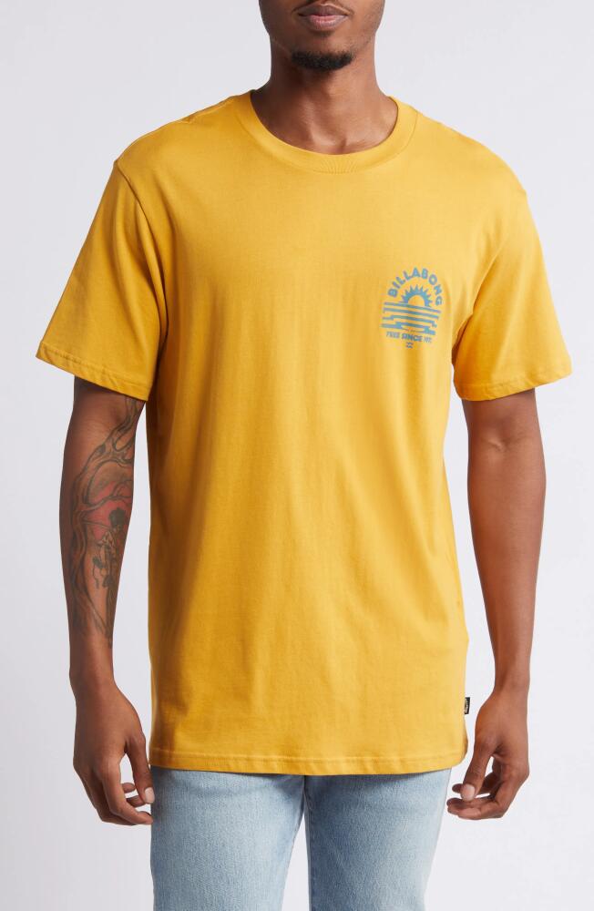 Billabong Fractal Logo Graphic T-Shirt in Honey Cover