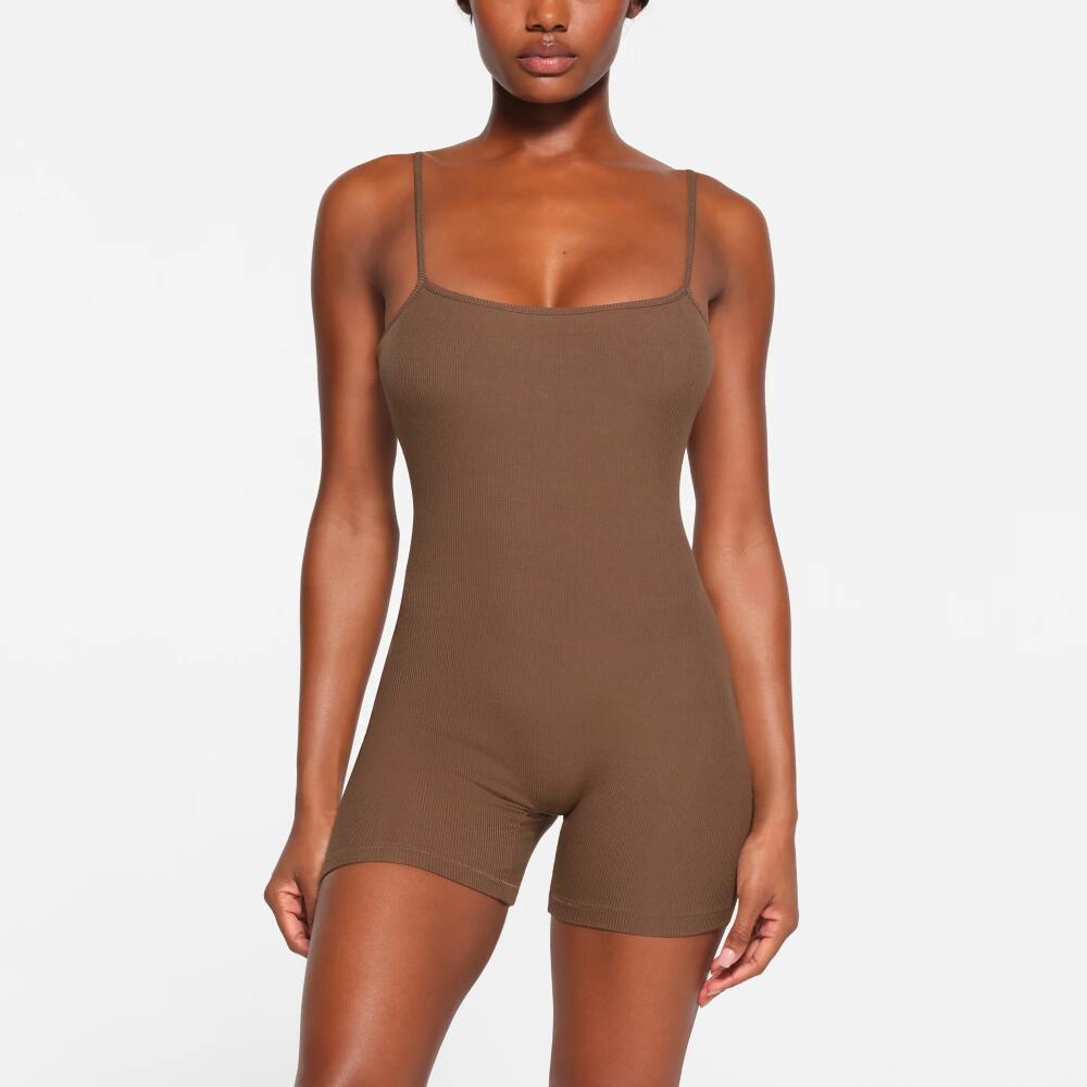 SKIMS Scoop Onesie (Bodysuit) | Deep Neutral | Medium | Soft Lounge Cover