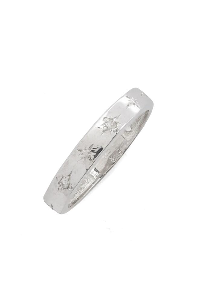 Anzie Starburst Band Ring in White Silver Cover