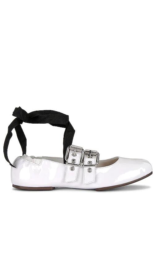 Schutz Raika Flat in White Cover