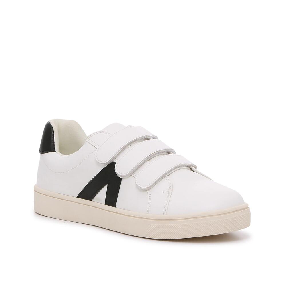 Mia Izzie Sneaker | Women's | White/Black Cover