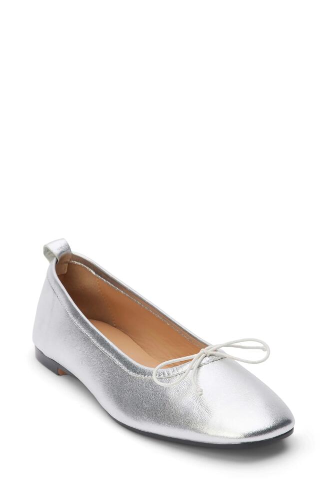 Coconuts by Matisse Nikki Ballet Flat in Silver Cover