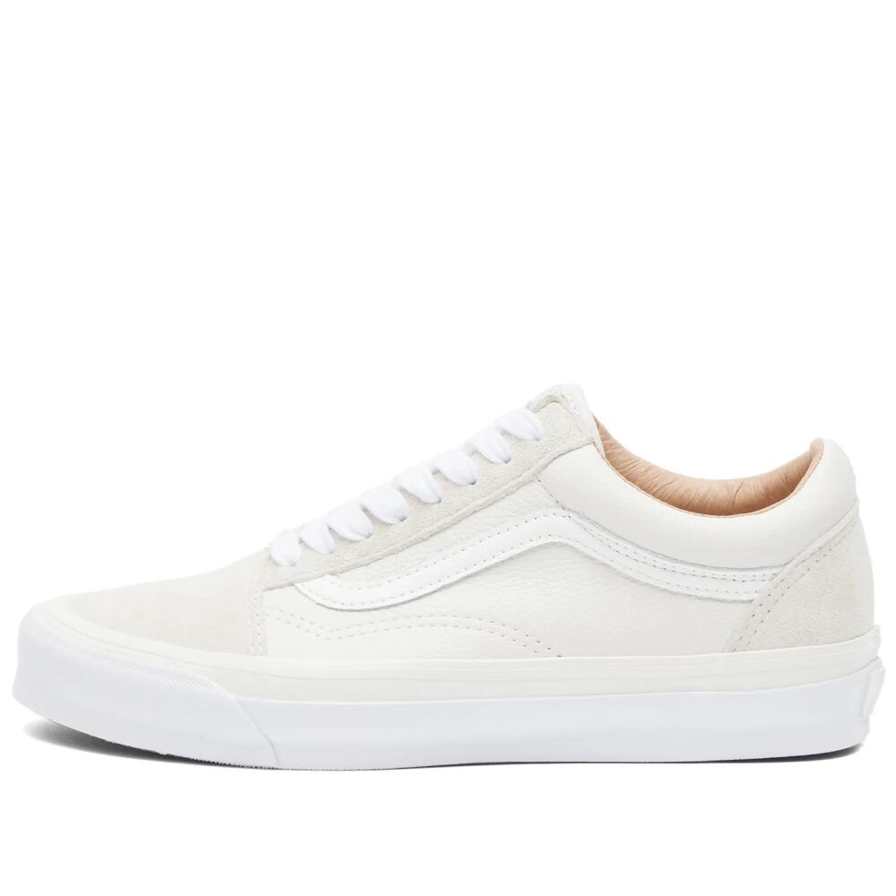 Vans Vault Men's Vans UA OG Old Skool LX Sneakers in Blanc De Vintage White Cover