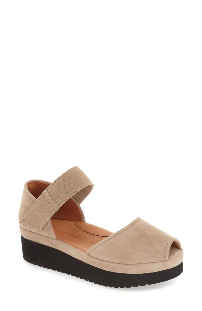 L'Amour des Pieds Amadour Platform Sandal in Taupe Suede Leather Cover