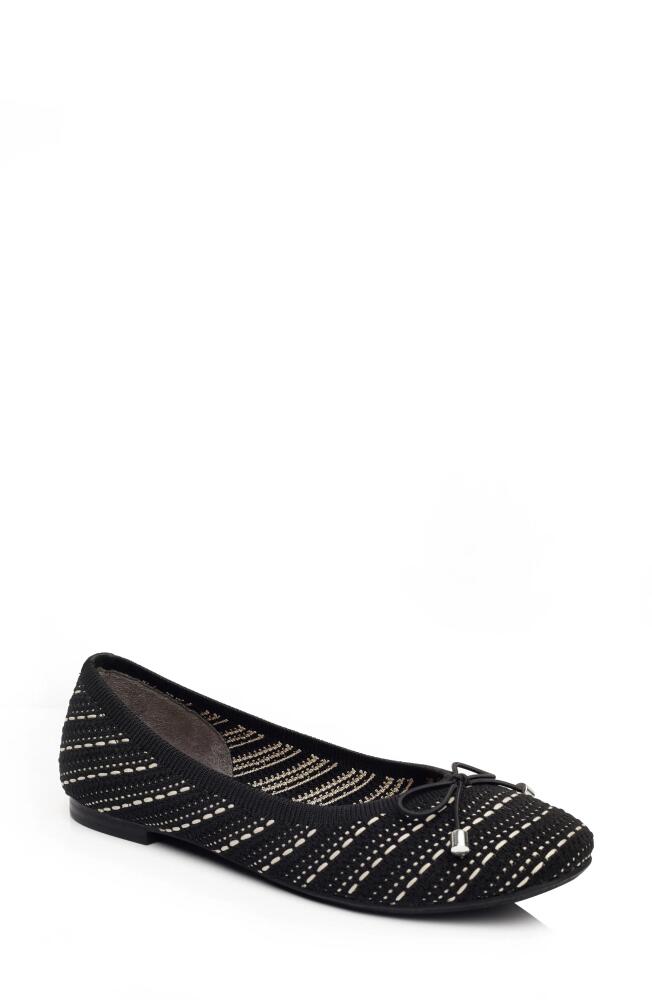 Me Too Saylor Ballet Flat in Black/Ivory Dot Cover