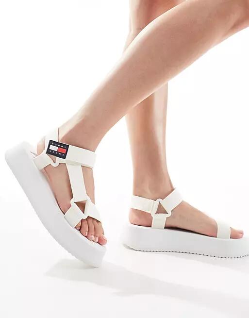 Tommy Jeans Eva sandals in white Cover