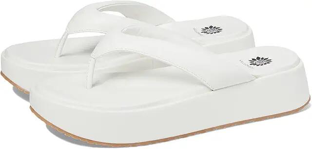 Yellow Box Asbury (White) Women's Shoes Cover