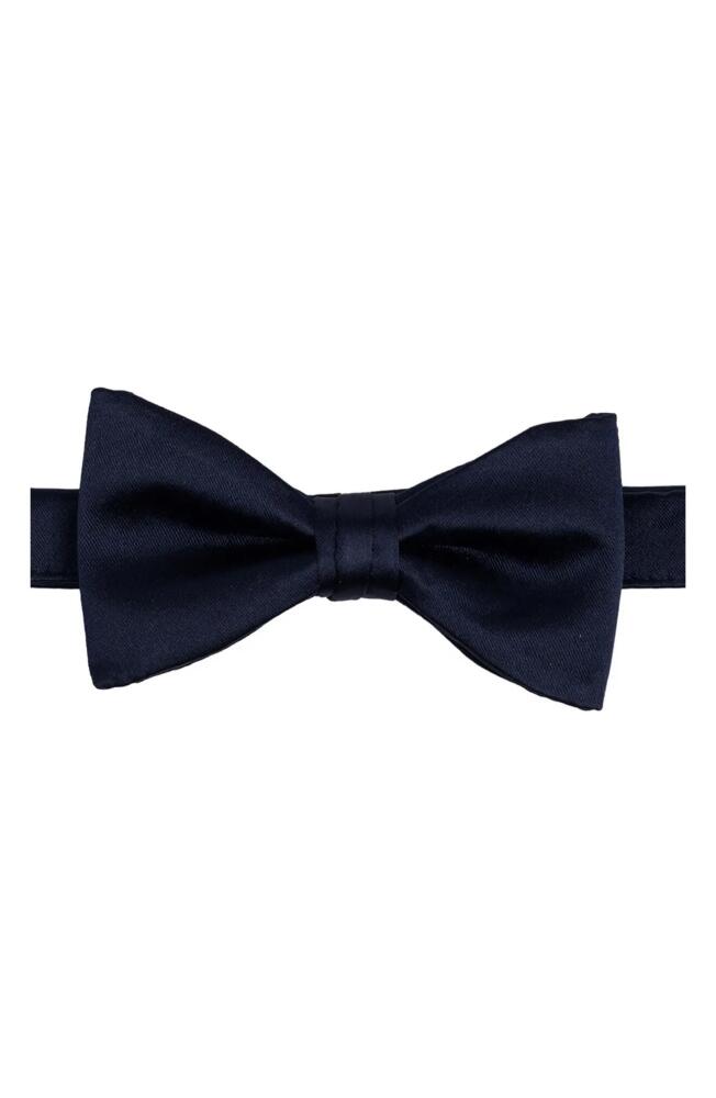 Brooklyn Brigade Solid Satin Pre-Tied Bow Tie in Navy Cover