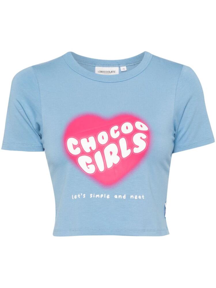 CHOCOOLATE graphic-print cropped T-shirt - Blue Cover