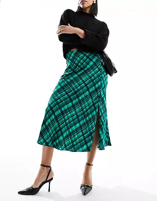 French Connection Dani plaid midi skirt in dark green Cover