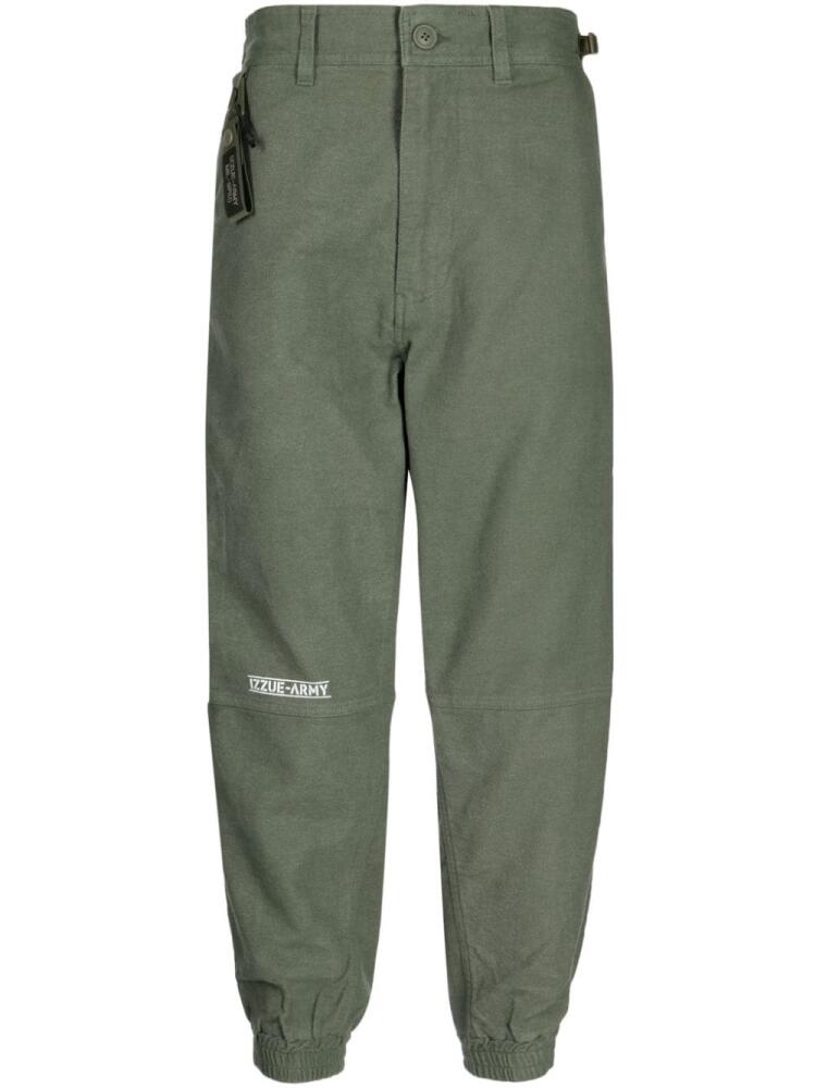 izzue logo-print tapered-leg trousers - Green Cover