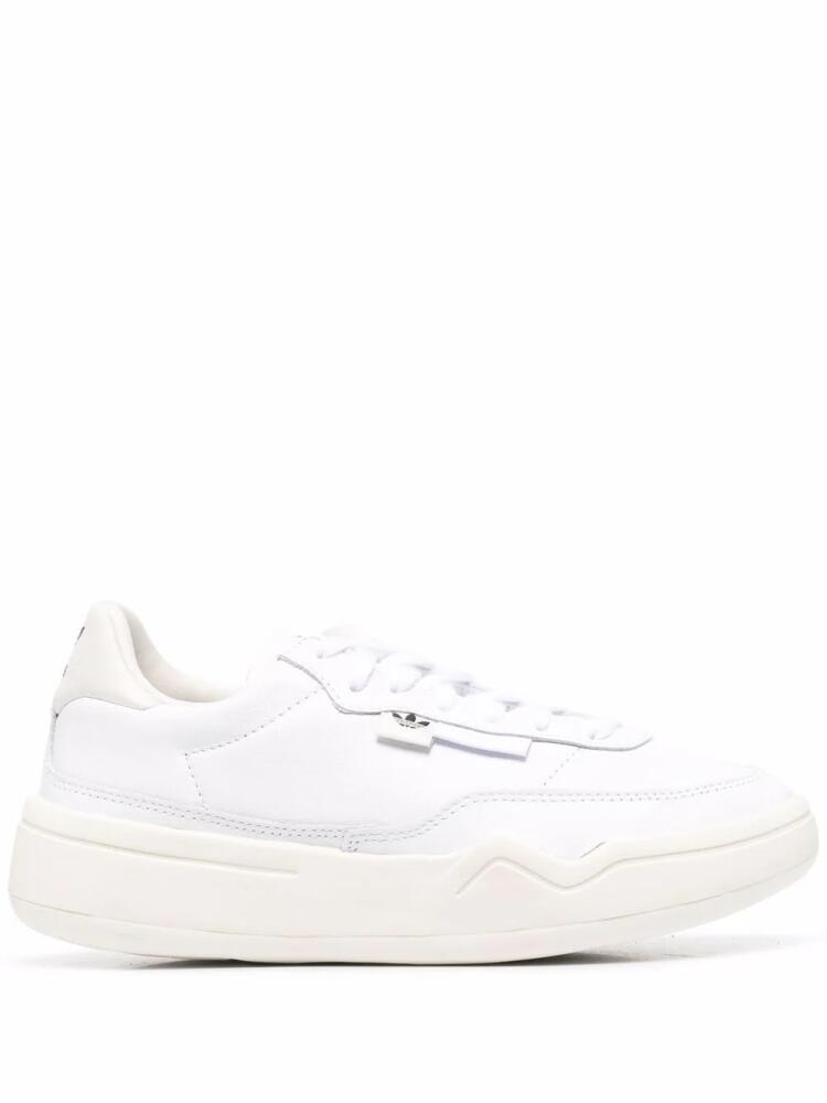 adidas logo-patch leather sneakers - White Cover