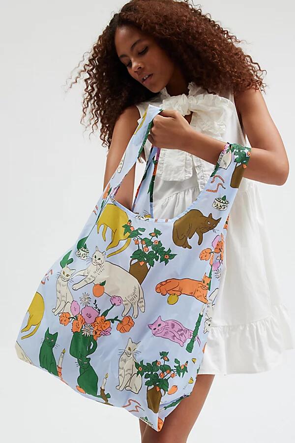 BAGGU Big Baggu Reusable Tote Bag in Table Cats Cover