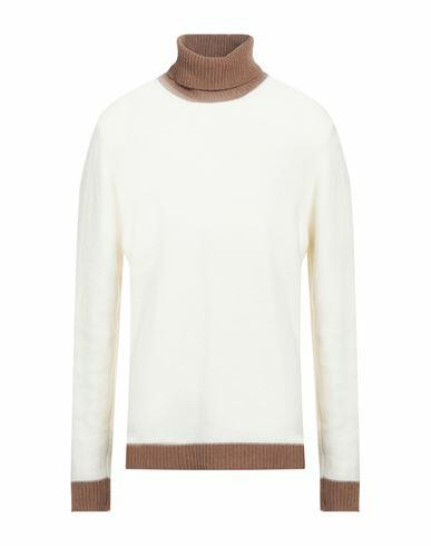 L. b.m. 1911 Man Turtleneck Ivory Virgin Wool Cover